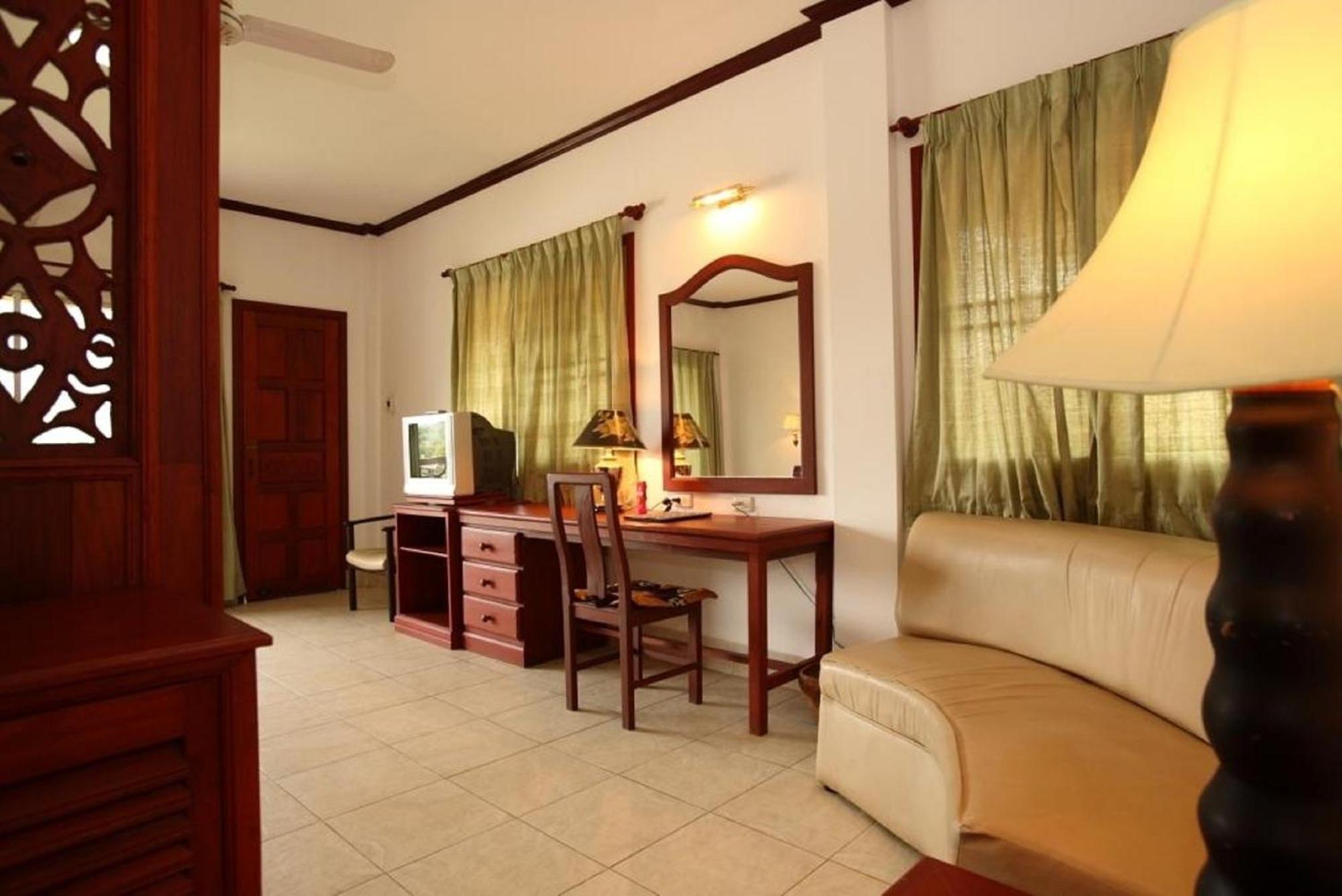 Vansana Hotel Vang Vieng Extérieur photo